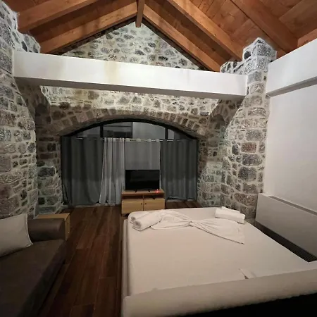 Bujtina Vrenezi Peshkopi