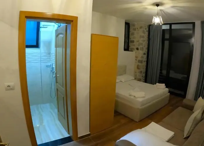 Bujtina Vrenezi 4* Peshkopi